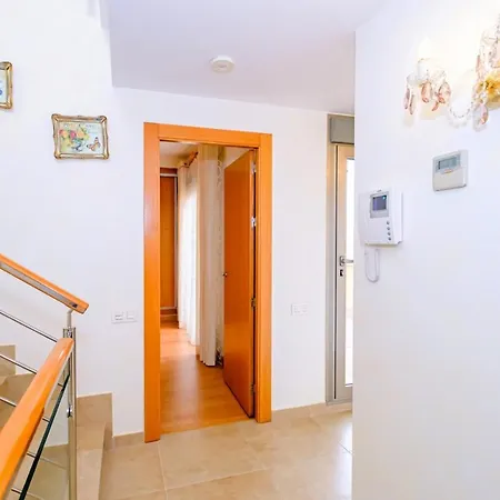 Gabriela Mistral Id119 Villa Torrevieja